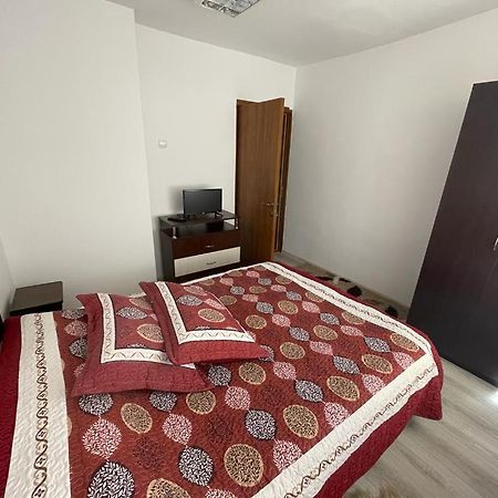 Apartament Mioritza 2B Horezu Exterior photo